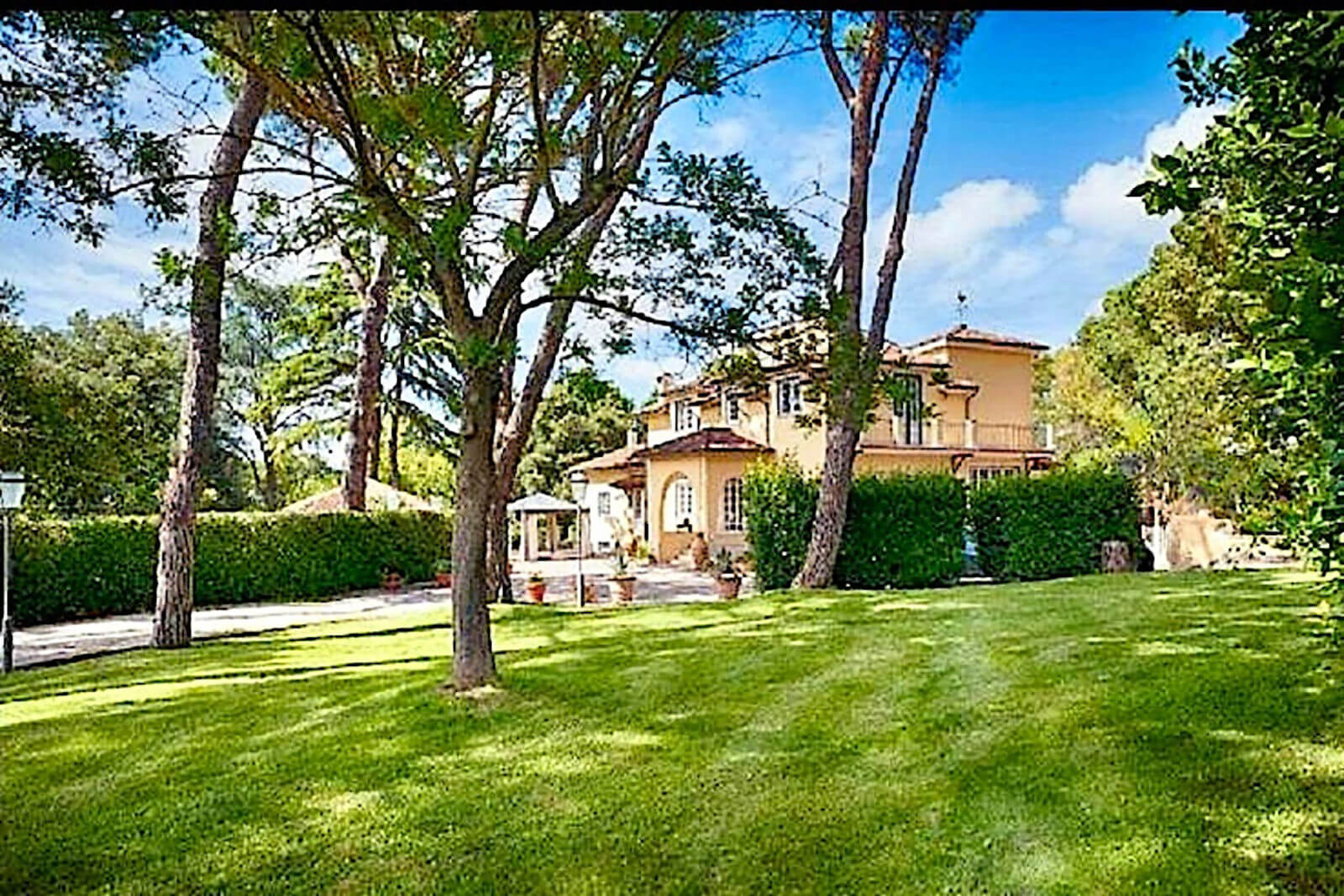 Villa InCanto in Veio Archaeological Park, home of tenor Alessandro Fantini